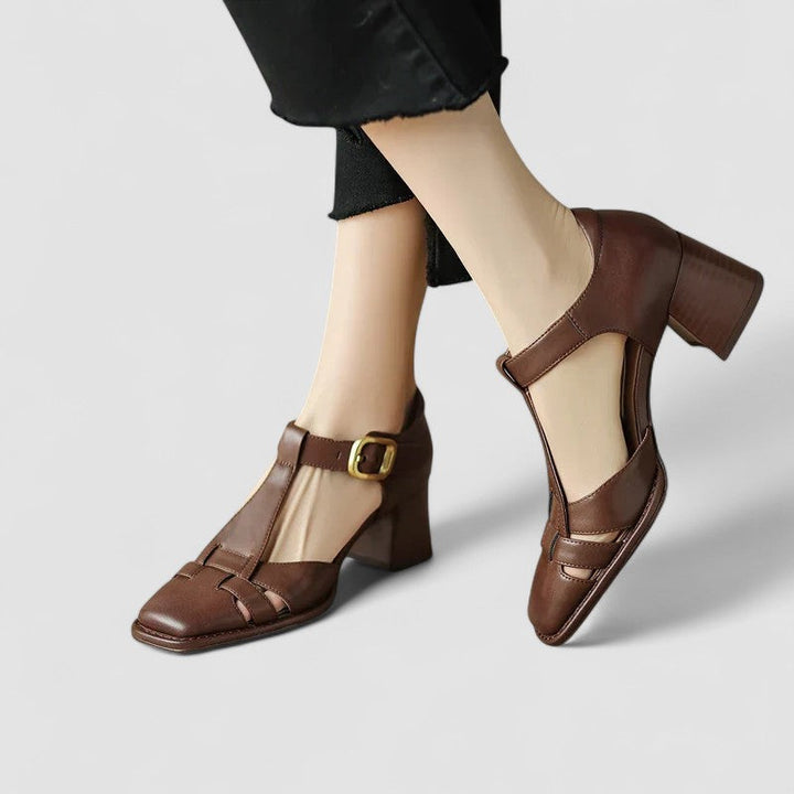 Scarlett – Sandalias ortopédicas T-Strap con talones bloqueados