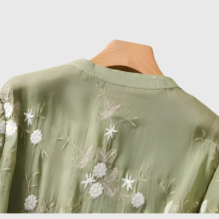 Nellie™ | Top Elegante con Flores Bordadas